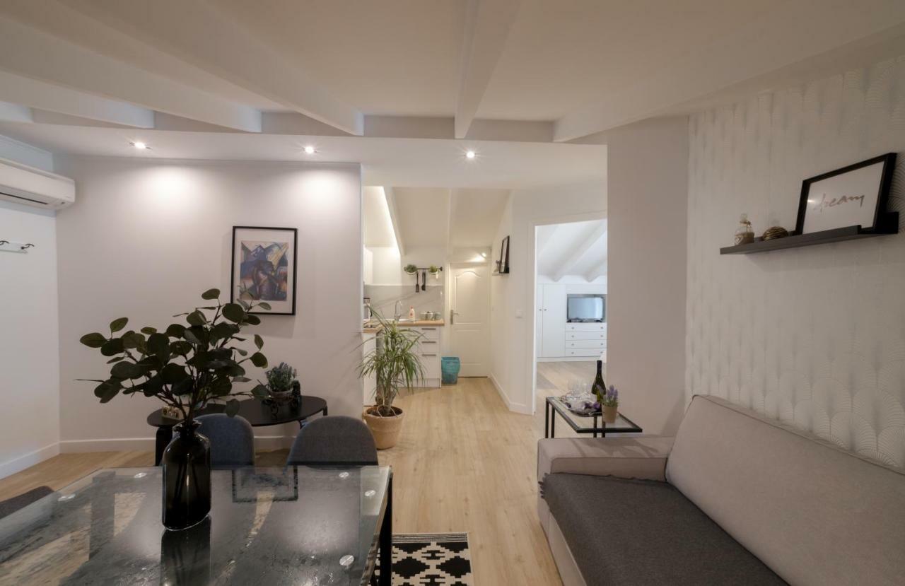 Vida Residential Apartments นาฟปลิโอ ภายนอก รูปภาพ