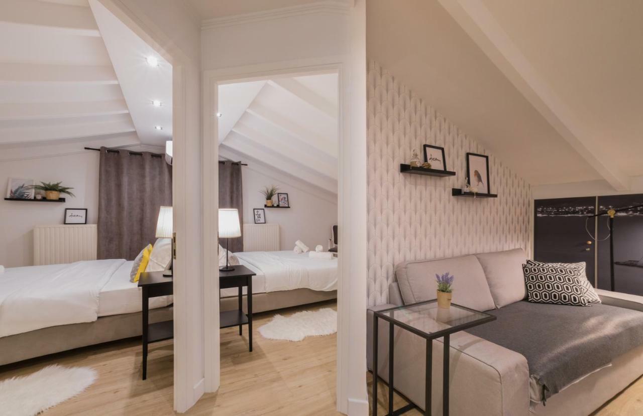Vida Residential Apartments นาฟปลิโอ ภายนอก รูปภาพ